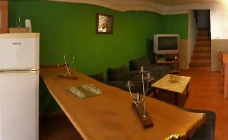 La Casita Santa Barbara Guest House Macastre Екстериор снимка