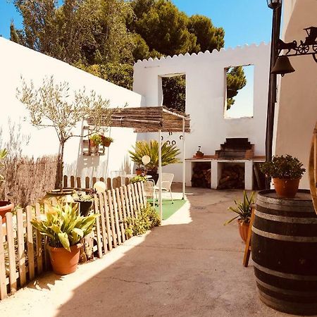 La Casita Santa Barbara Guest House Macastre Екстериор снимка