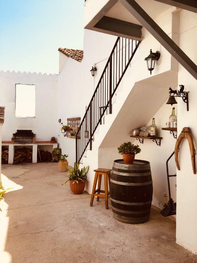 La Casita Santa Barbara Guest House Macastre Екстериор снимка