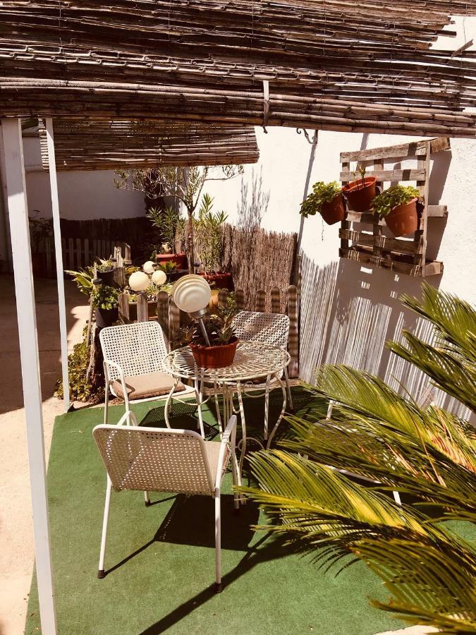 La Casita Santa Barbara Guest House Macastre Екстериор снимка