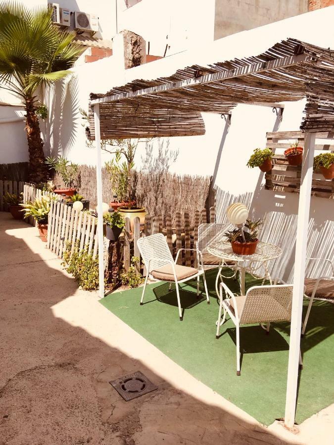 La Casita Santa Barbara Guest House Macastre Екстериор снимка