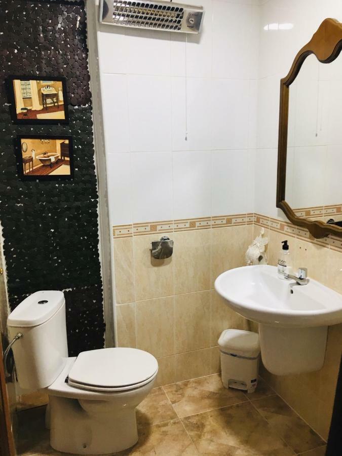 La Casita Santa Barbara Guest House Macastre Екстериор снимка