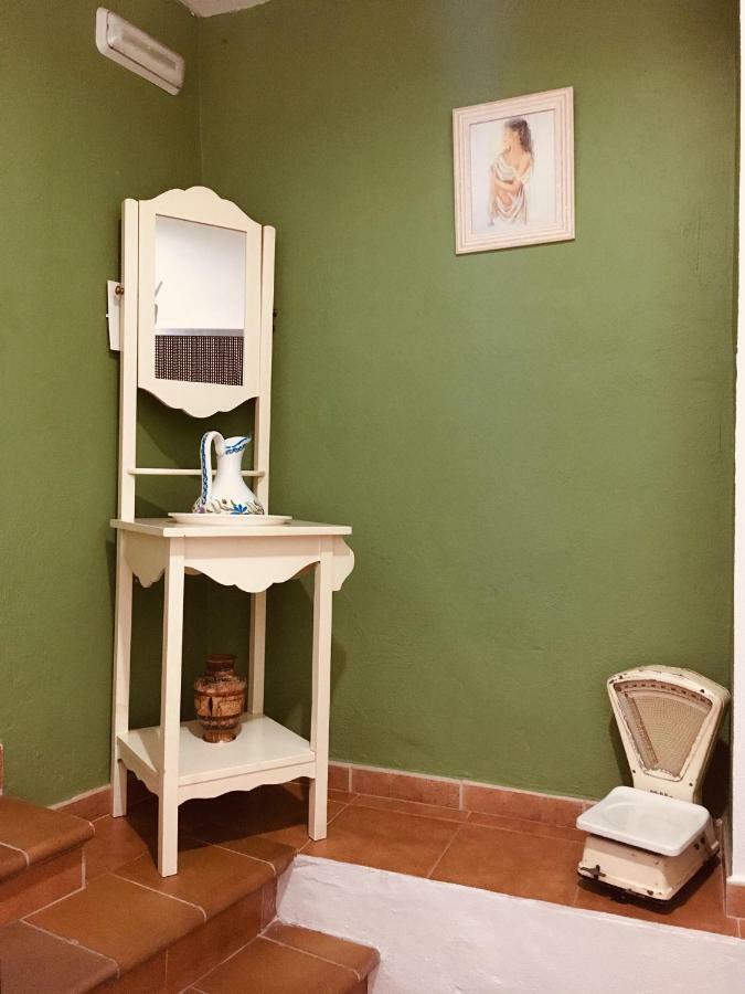 La Casita Santa Barbara Guest House Macastre Екстериор снимка