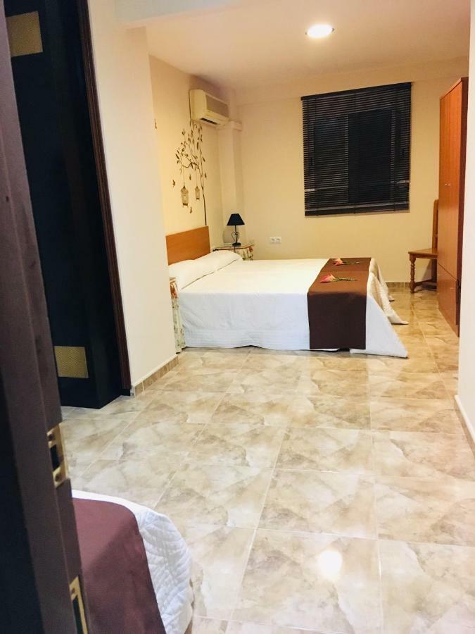 La Casita Santa Barbara Guest House Macastre Екстериор снимка